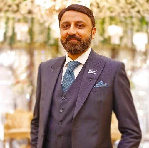 Dr. Fareed Qureshi